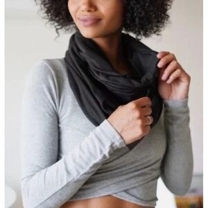New Beyond‎ Yoga Stretch Soft  Zip Pocket Infinity Scarf Black Casual Loungewear